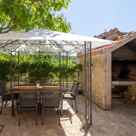 Salvia Mare Villa *