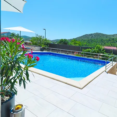 Salvia Mare ביליצה